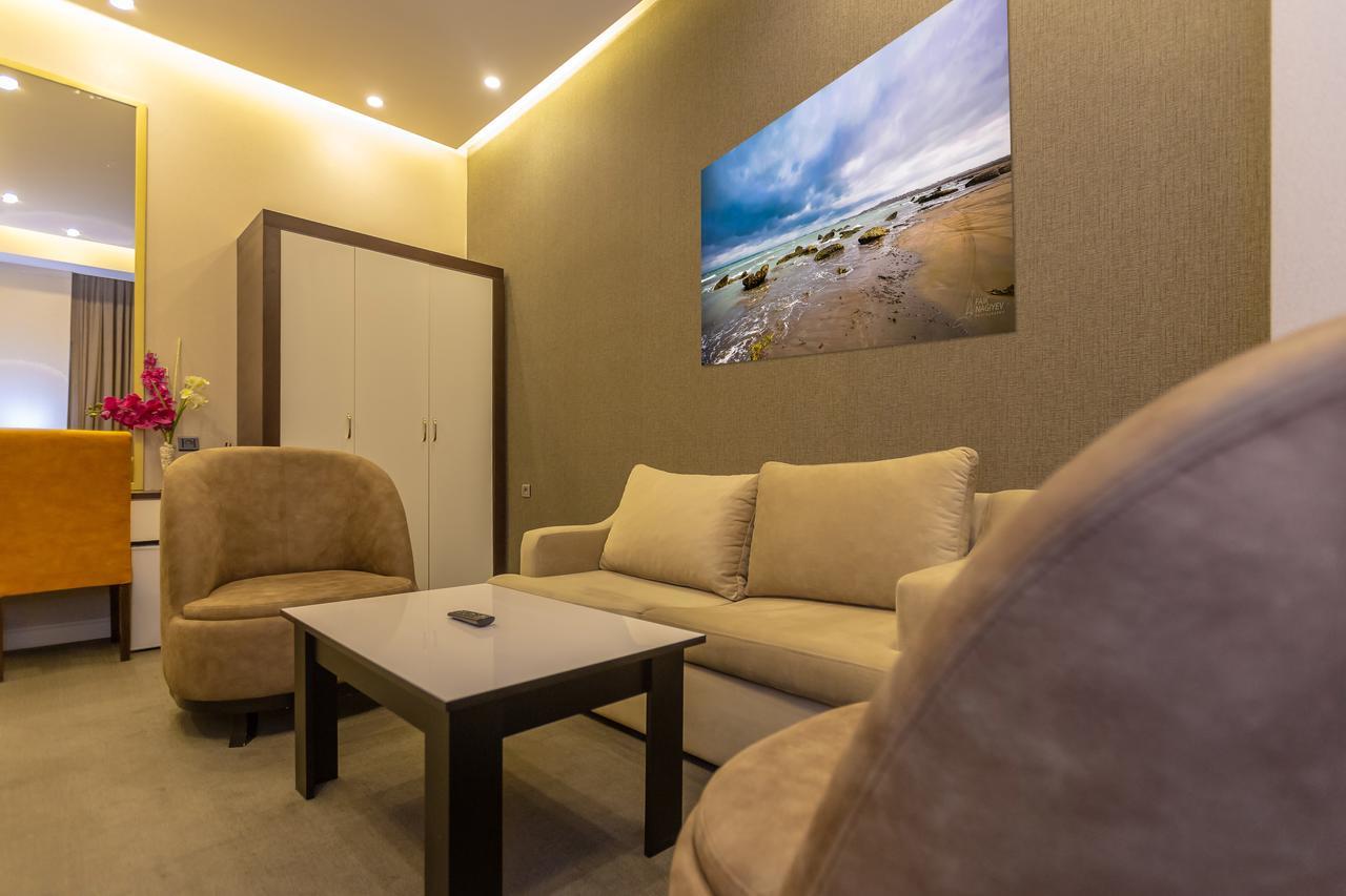 Aksent Hotel Баку Экстерьер фото