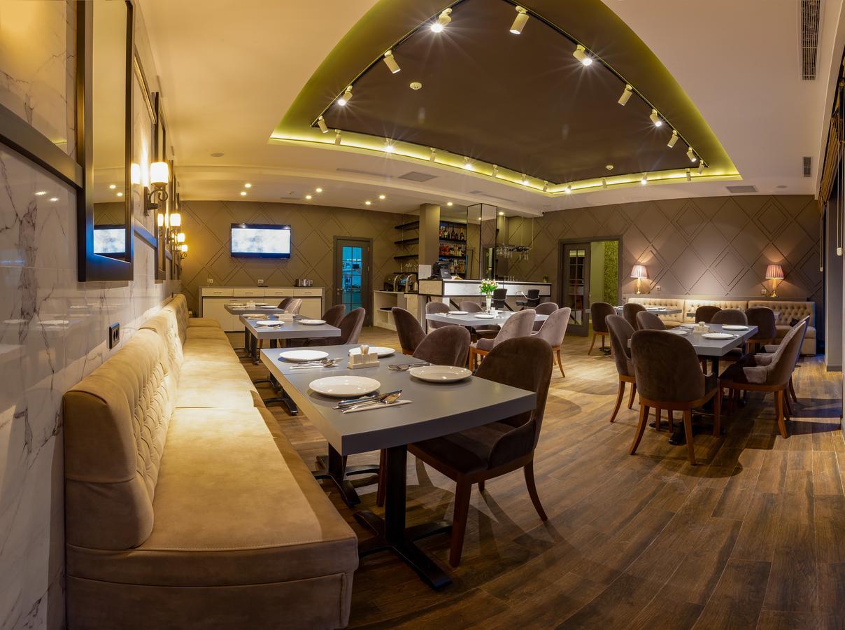 Aksent Hotel Баку Экстерьер фото