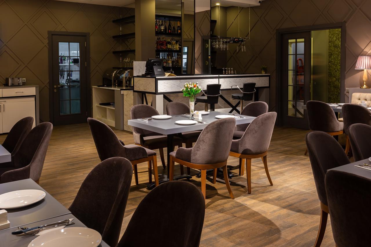 Aksent Hotel Баку Экстерьер фото