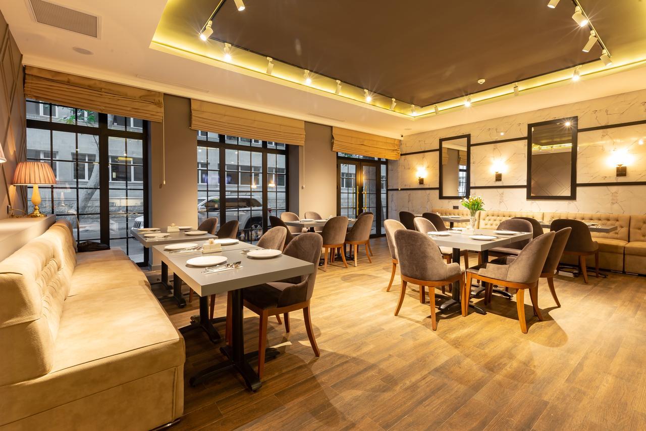 Aksent Hotel Баку Экстерьер фото